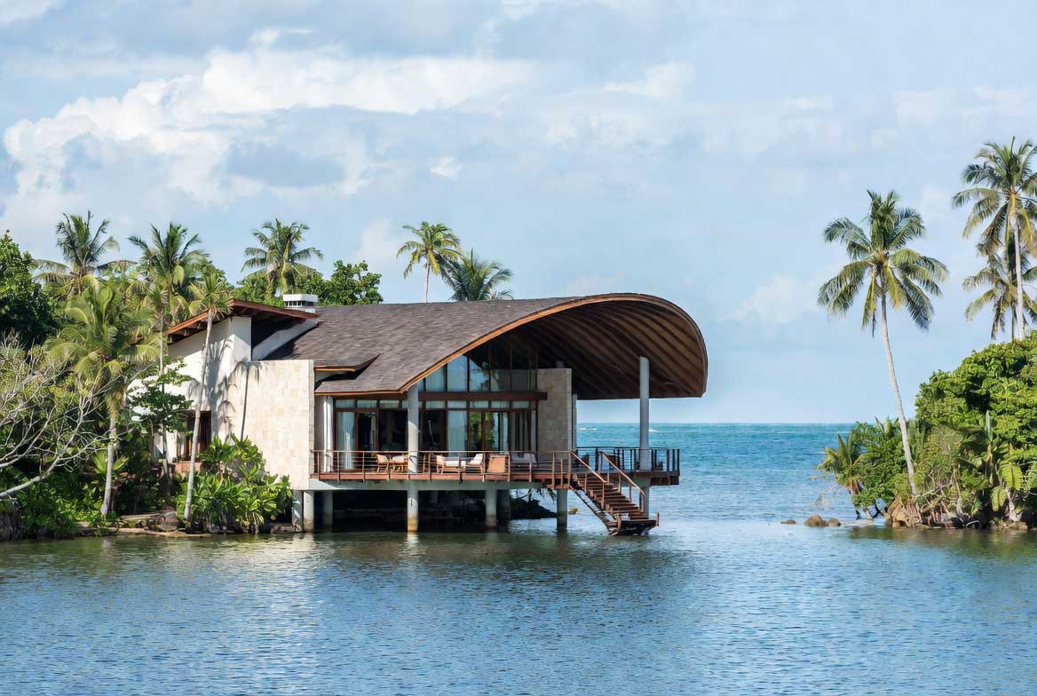 location villa pieds dans l'eau en Thailande