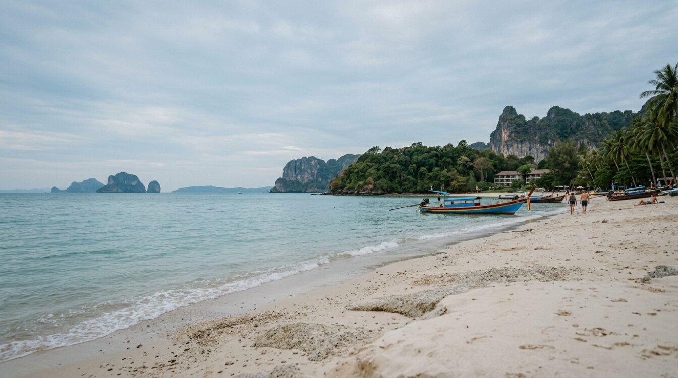 Quelle période choisir pour visiter Klong Muang Beach ?